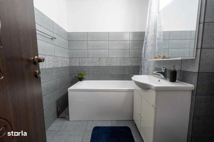 Apartament de vanzare-4 camere-decomandat-zona Unirii - 2