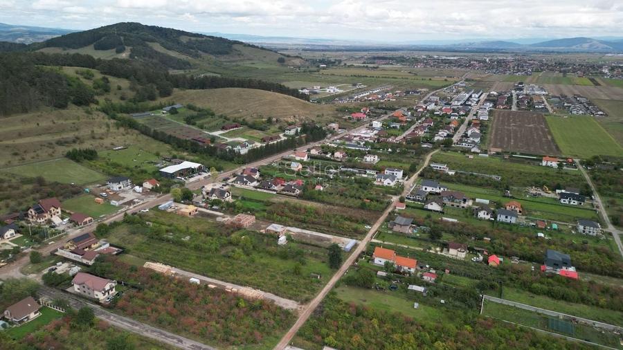 Teren intravilan - 14