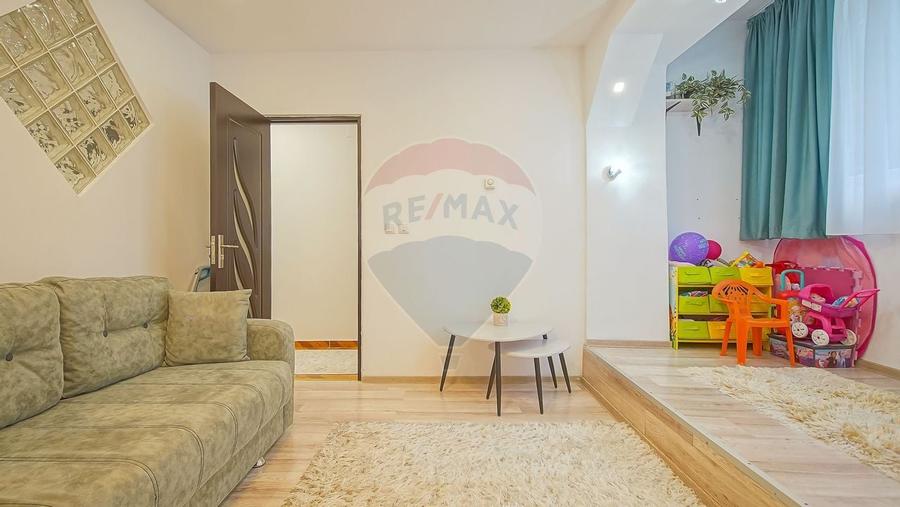 Apartament cochet cu 2 camere de vanzare in Cartierul Noua - 6