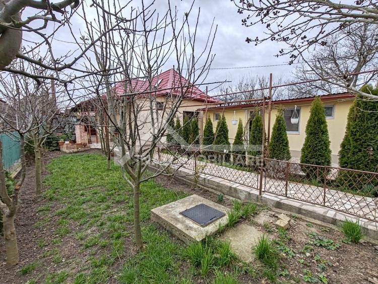 Casa individuala, 100 mp utili, 242 mp teren, Str. Trandafirilor - 4