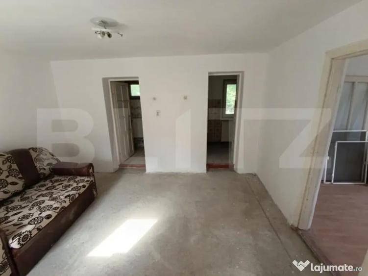 Casa 2 camere, terasa, curte ,zona lini?tita langa pad - 6
