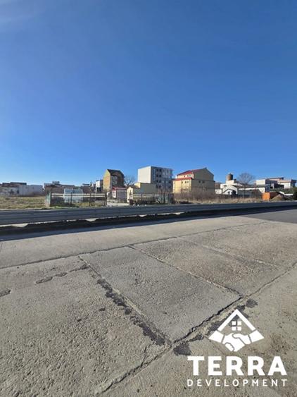 Eforie Nord | Teren cu Potențial | Deschidere mare la șosea - 1