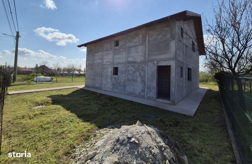 Casa Comuna Vanatori - 13