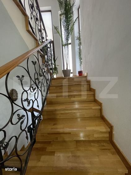 Casă cu 4 camere cu Teren 500 Mp în Central