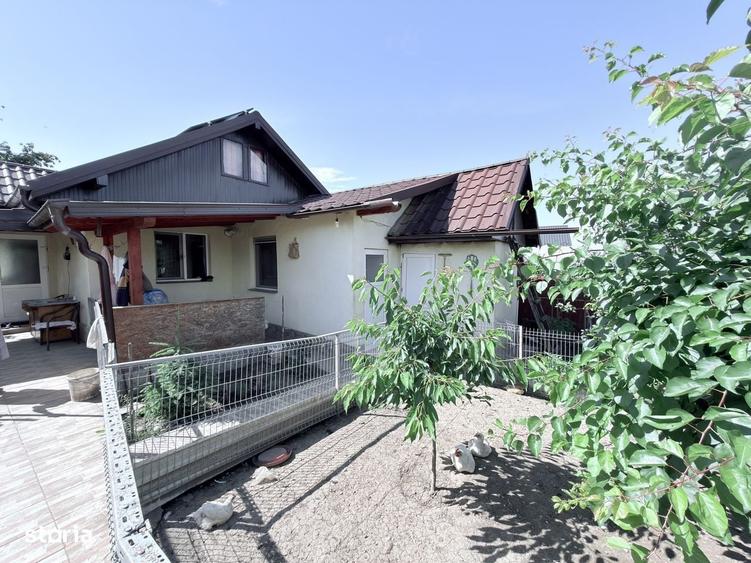 Casă cu 3 camere în Central