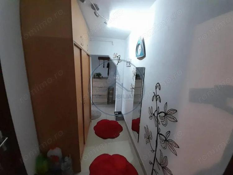 Apartament cu 2 camere, 52 mp, cu loc de parcare, zona DECEBAL - 9