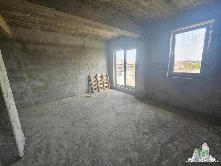 Apartament 3 camere bloc-vila zona case Bragadiru - 9