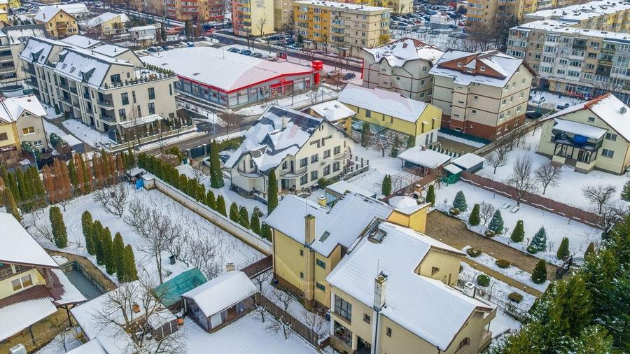 Casă spațioasă 350 mp utili, Teren 650 mp, Garaj subteran, Tractorul - 6