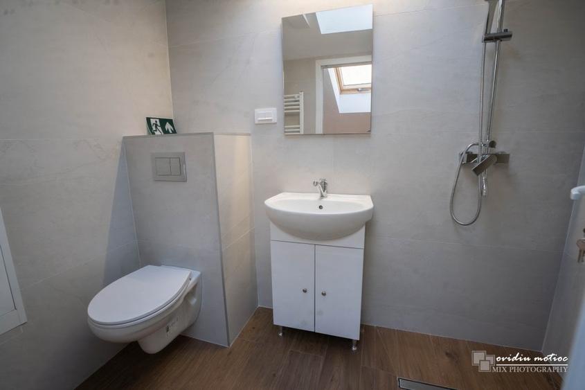 Spatiu comercial cu vitrina, ultracentral - 18