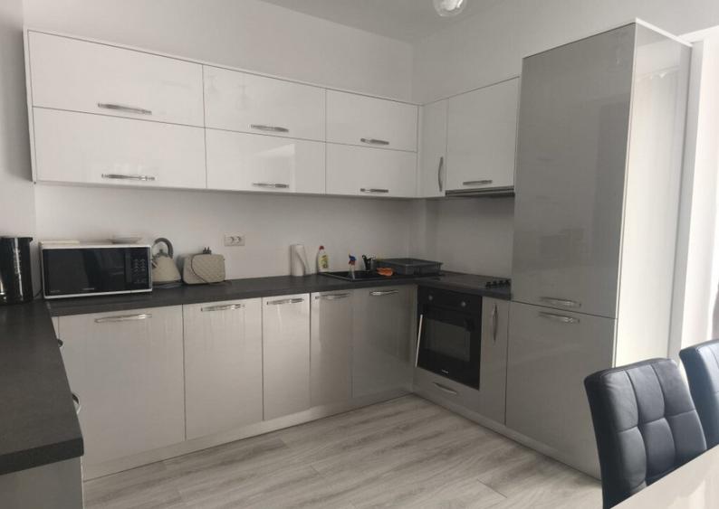Apartament 4 camere de inchiriat, 100mp, etaj 3, centru Rada - 9