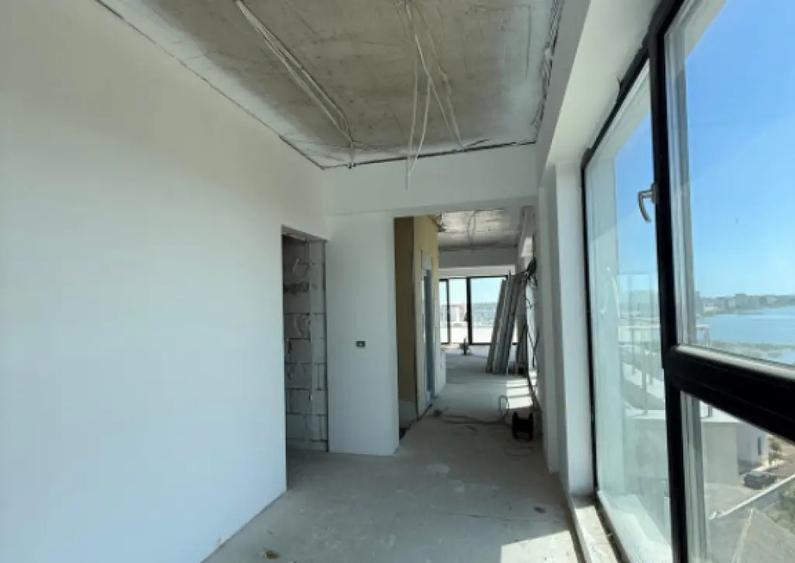 Penthouse - Vedere catre lac si mare - Terasa 250 mp -Mamaia - 8