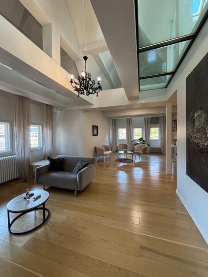 Locatie exceptionala,DOROBANTI,pe CAPITALE, duplex superb ,renovat,garaj ,180mp - 1