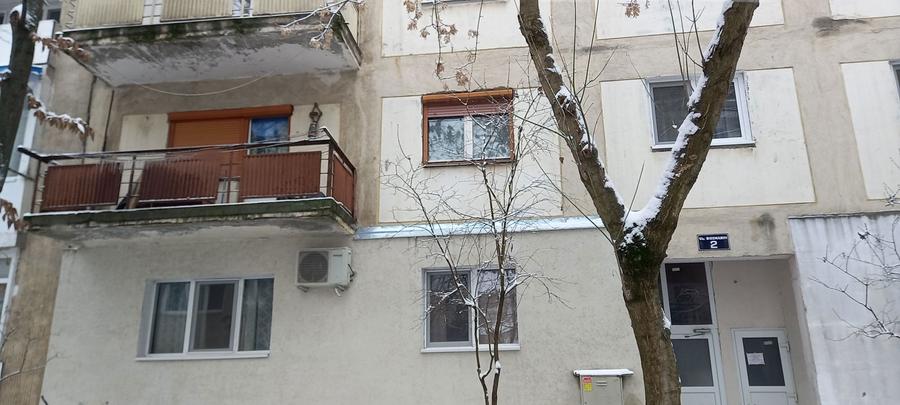 Apartament 3 camere M 16, et. 1 - 6