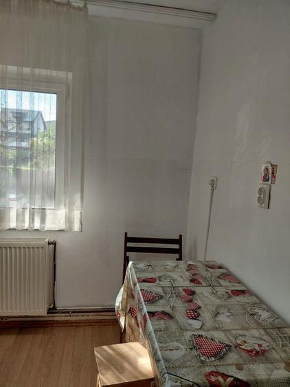 De inchiriat apart parter ,str.Vasile Lupu - 4