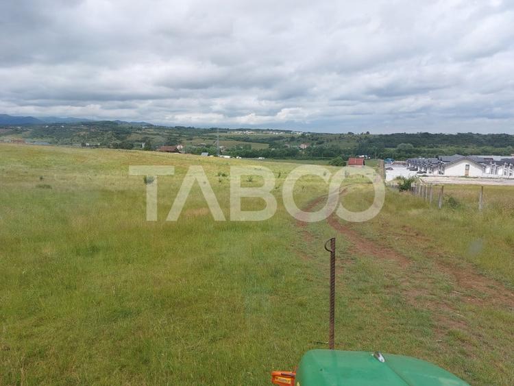 Teren intravilan 800 mp pretabil investitie zona Soma Cisnadie - 3