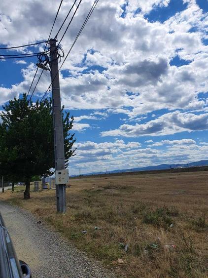 Proprietar, 2000 mp teren extravilan, zona Targul auro Serbanesti - 6