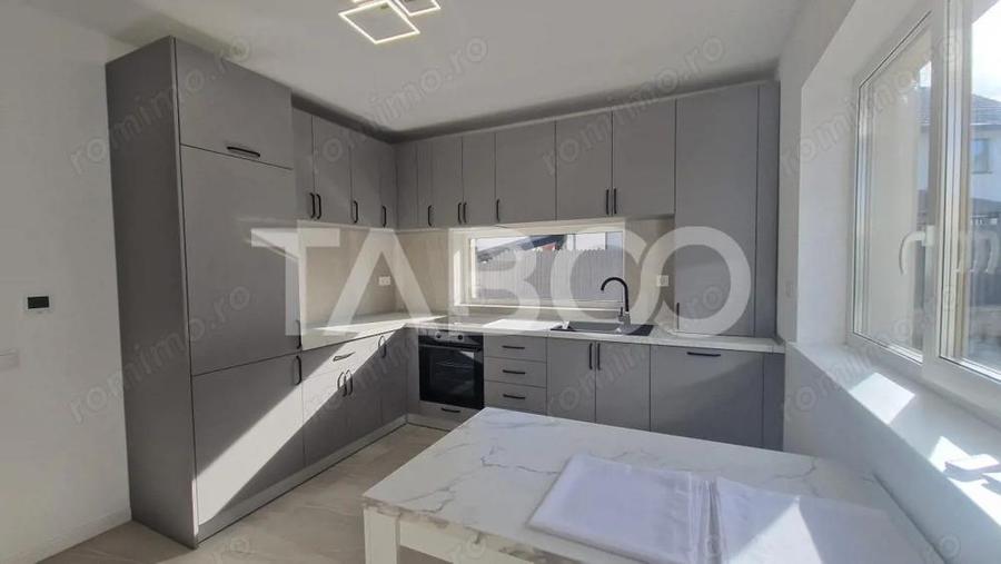 Casa moderna cu 4 camere 2 bai si curte in Selimbar zona rezidentiala - 14