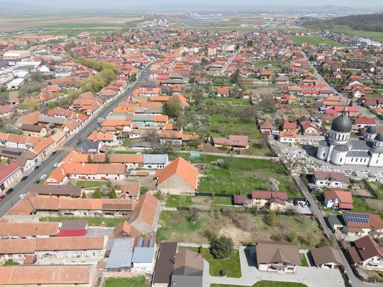 Casă Săsească Autentică cu Șură Impresionantă în Cristian – Teren 2729mp - 41