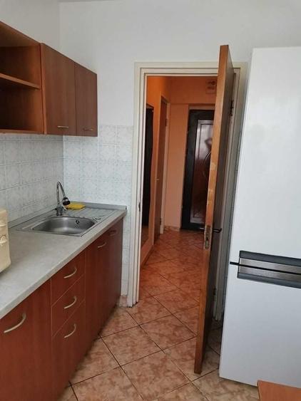 De vanzare Apartament 2 camere Lujerului - 4