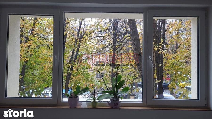 Sector 4 - Bd.Obregia - Str.Straduintei - 2 Camere - disponibil - 1