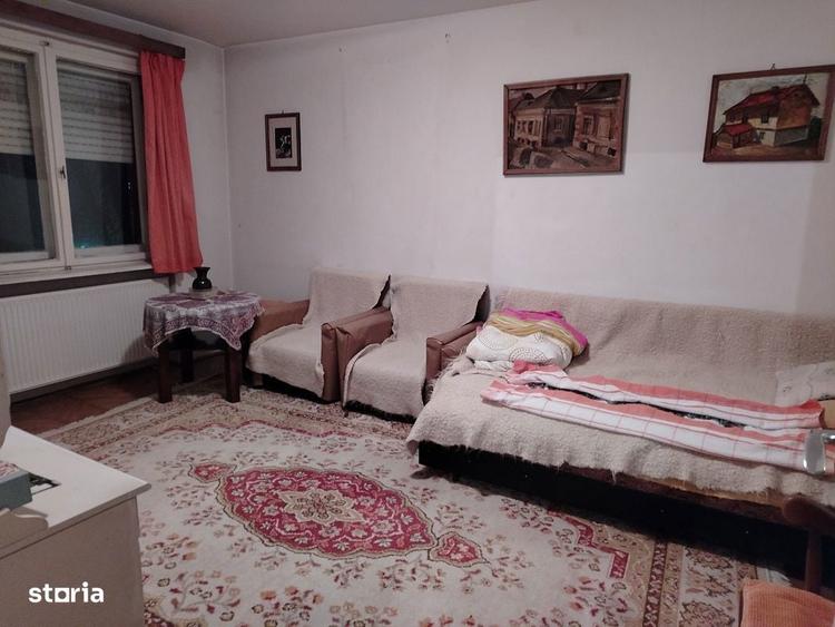 cv 87 Cartier Sasar-Narciselor, 2 camere decomandat, etaj II - 1