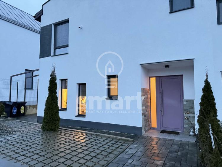 Duplex cu 3 camere cu Canalizare în Borhanci