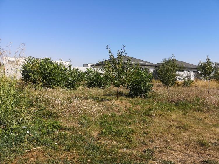 Teren de vanzare 400 mp - 1