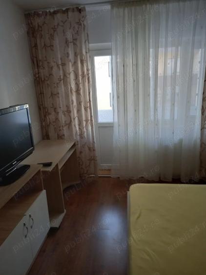 Proprietar, inchiriez garsoniera, strada Crinului - 5