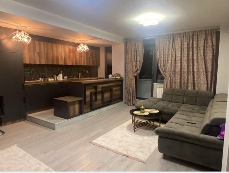 CAMPUS 2 CAMERE ETAJ 1 520 EURO TERMEN LUNG - 2