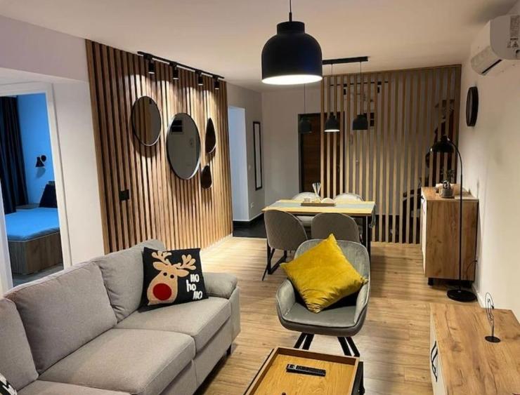 Apartament 80 mp centru - 1