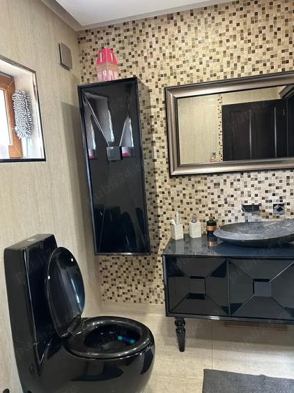 Casa de vanzare zona targul saptamanal - 8