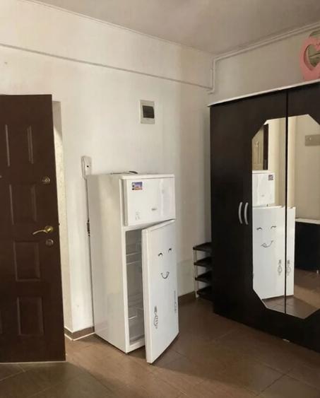 0 Comision, Garsoniera de vanzare, et 1/4 zona Metalurgiei, Sector 4 - 2