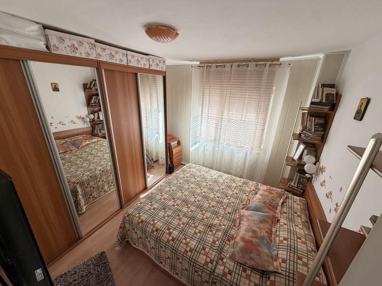Apartament 3 camere - centru - 1