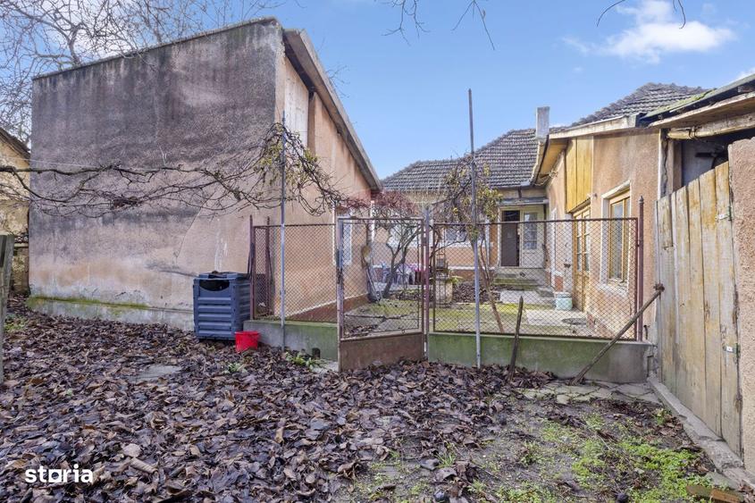 Casa de vanzare, pozitie excelenta, la intrare in Loc. Galsa - 7