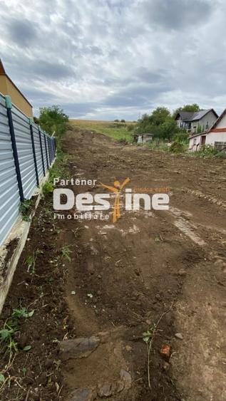 Investitie - Teren intravilan 1200 mp la asfalt utilitati pret bun Valea Lunga - 2