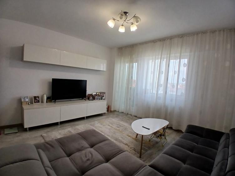 Vand apartament cu 3 camere in complex Adm Bragadiru - 5
