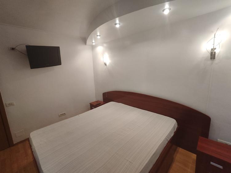 City Mall - apartament 2 camere + loc de parcare - termen lung - 5