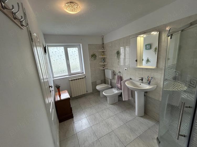 Casă cu 2 camere cu Teren 2900 Mp în Dragu