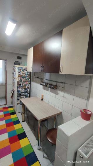 Proprietar, vand apartament 2 camere, decomandat, langa Astoria. - 2