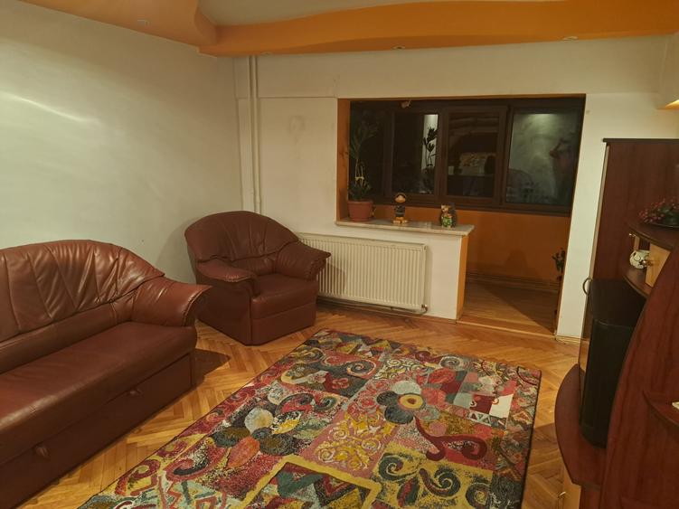 4 camere Exercițiu , Decomandat / Centrală , poziție DEOSEBITĂ ! - 2