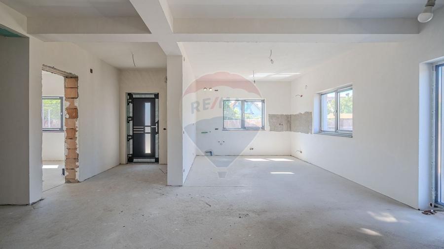 Locatie premium in Sanpetru, casa noua - Comision 0% - 7