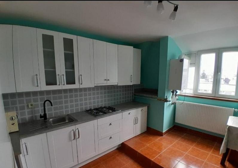 Apartament cu 3 camere Zona Zamca - 5