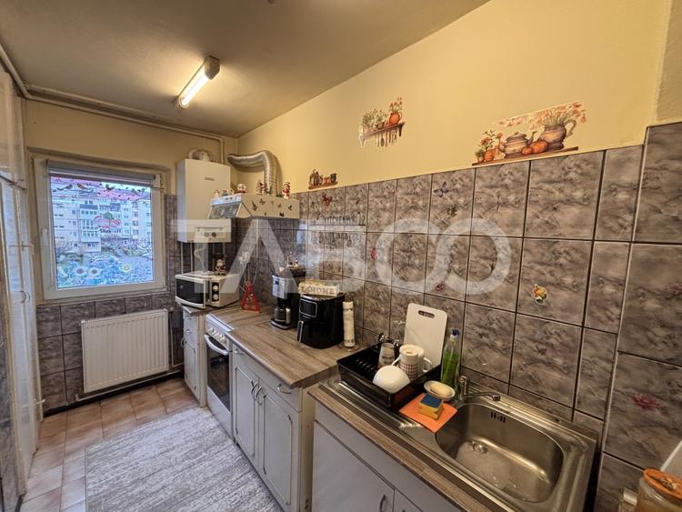 Apartament 3 camere 55 mpu decomandat etaj 2 + pivnita Valea Aurie - 5