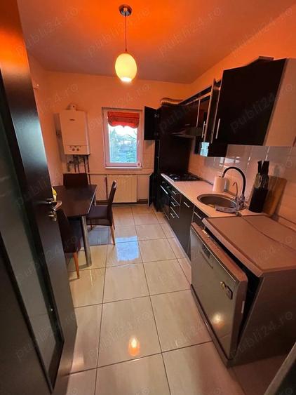 De inchiriat apartament cu 2 camere cu balcon, etaj 3, mobilat ?i utilat 1.250lei luna - 2