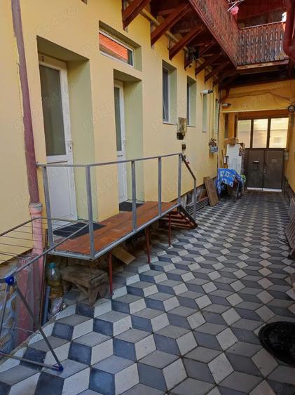 Inchiriez garsoniera in Brasov - 6