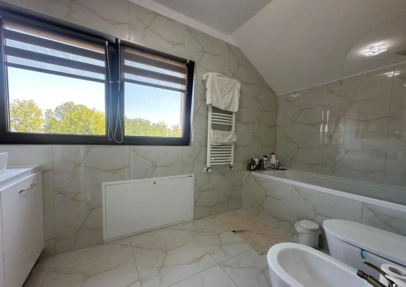 Case moderne in Halchiu lini?te, intimitate ?i acces rapid catre BV! - 14