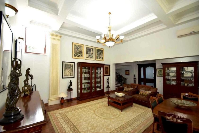 Pădurea Bucium-zona Motel, proprietate de lux la vânzare - 12