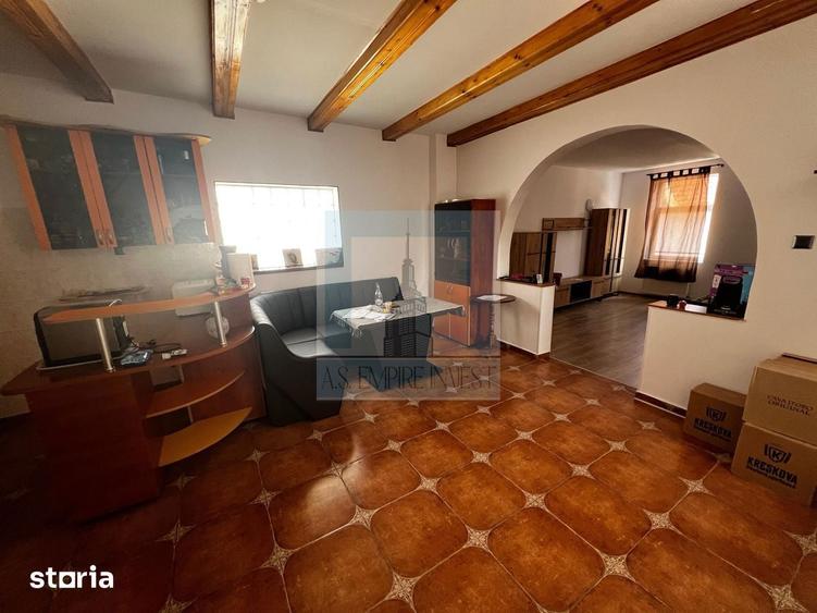 Casa /Villa 3 camere mobilata/utilata - zona Centrul Civic - 2