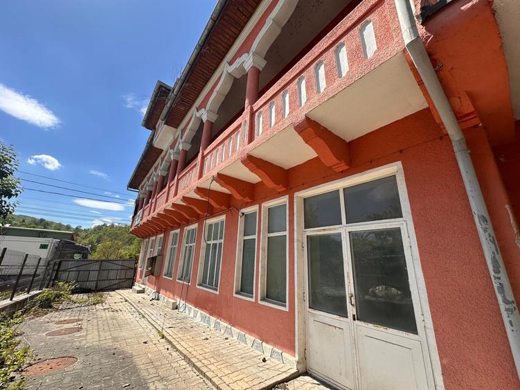 spatiu comercial - COMARNIC - 17