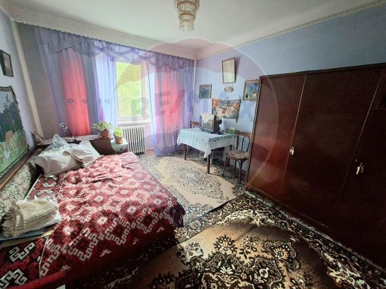 Apartament 3 camere decomandat&acirc;Aleea Parcului colt cu Razboieni etaj 1 - 3